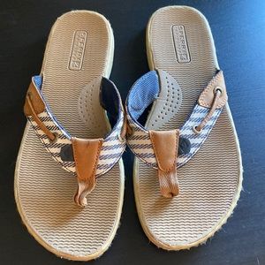 Sperry Boat Flip Flops